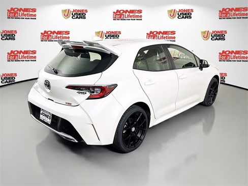Used 2019 Toyota Corolla XSE image 15
