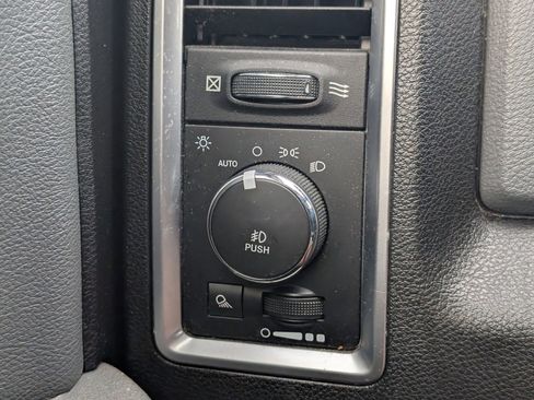 Used 2016 RAM 1500 Big Horn image 8