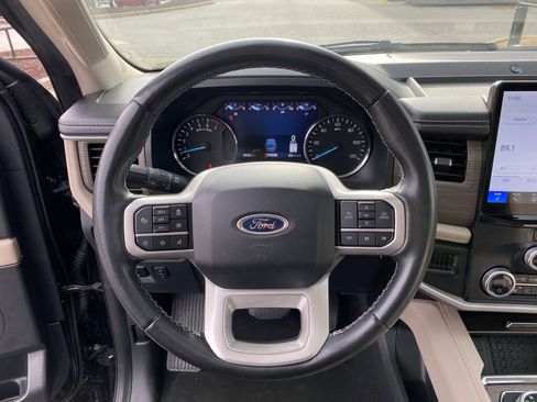 Used 2024 Ford Expedition Max Limited image 92