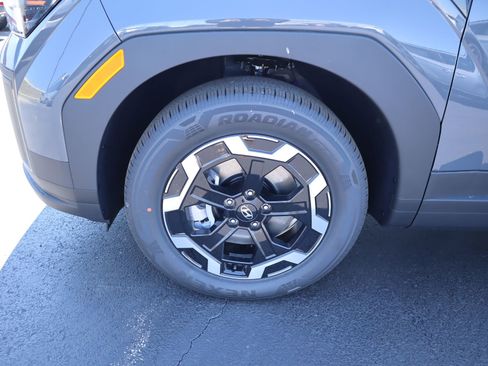 New 2026 Hyundai Santa Fe SEL w/ Tow & Go Package FWD image 18