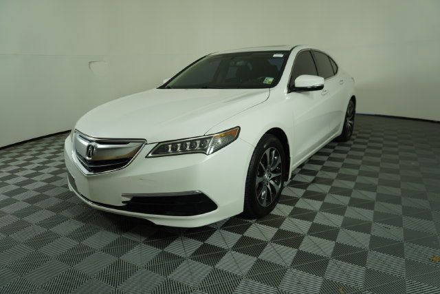 Used 2017 Acura TLX FWD image 3