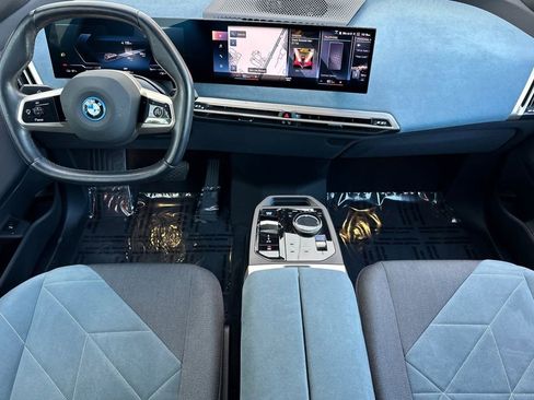 Used 2023 BMW iX xDrive50 w/ Sport Package image 14