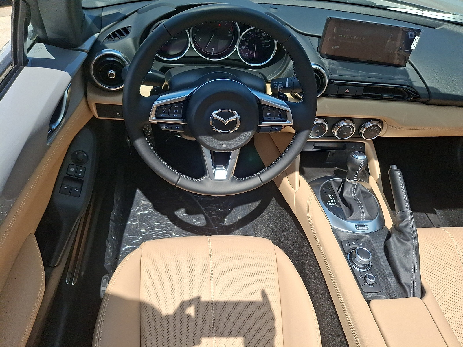 New 2026 MAZDA MX-5 Miata Grand Touring w/ Weather Package RWD image 7