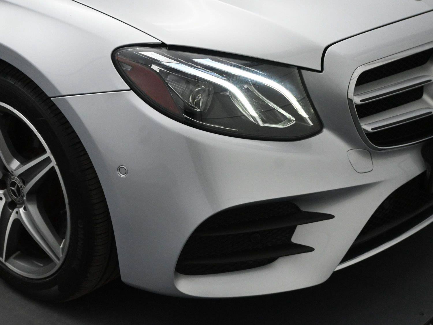 Used 2019 Mercedes-Benz E 300 4MATIC image 17