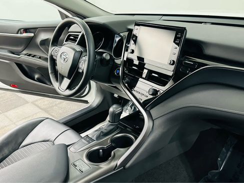 Certified 2023 Toyota Camry SE w/ Cold Weather Package image 8