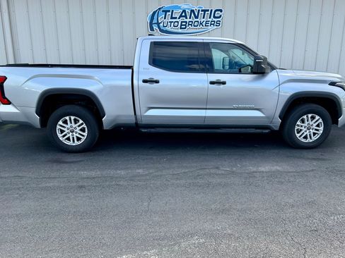 Used 2022 Toyota Tundra SR5 image 3