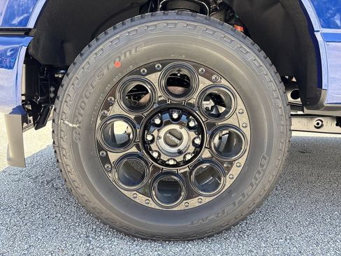 New 2026 Ford F250 XLT w/ XLT Premium Package AWD/4WD image 14