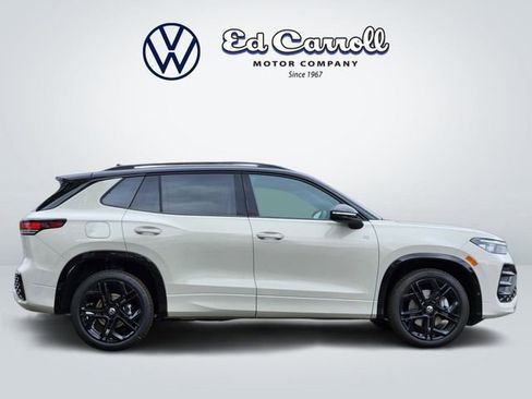 New 2026 Volkswagen Tiguan SE R-Line AWD/4WD image 4