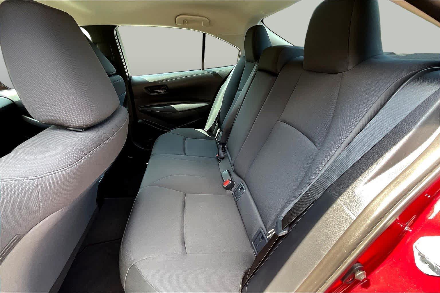 Used 2024 Toyota Corolla LE FWD image 19