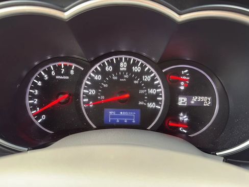 Used 2017 Nissan Quest SV image 29