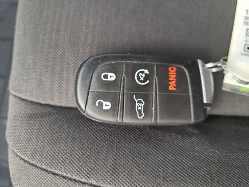 Used 2022 Dodge Durango GT w/ Blacktop Package image 28