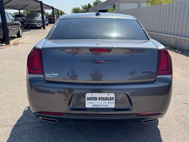 Certified 2023 Chrysler 300 S w/ Comfort Group RWD image 5