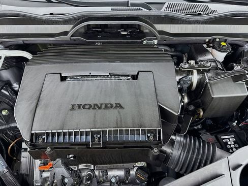 Used 2025 Honda Pilot EX-L image 42