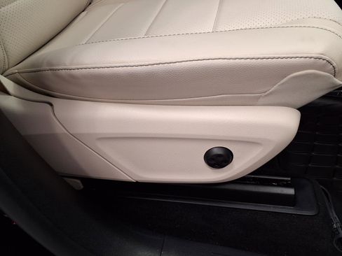 Used 2023 Mercedes-Benz GLE 350 image 11