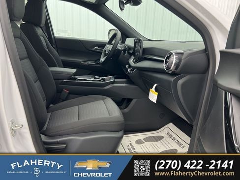 New 2026 Chevrolet Equinox LT FWD image 15