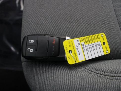 Used 2024 RAM 2500 Big Horn w/ Bed Utility Group image 7