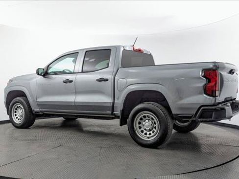 Used 2023 Chevrolet Colorado W/T RWD image 6