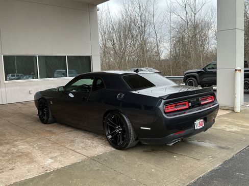 Used 2019 Dodge Challenger R/T Scat Pack w/ Driver Convenience Group image 20