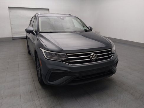 Used 2022 Volkswagen Tiguan SE FWD image 14