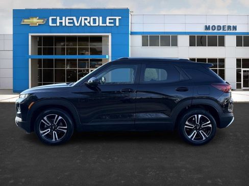 Used 2023 Chevrolet TrailBlazer LT image 2