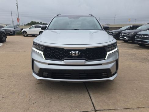 Used 2021 Kia Sorento SX FWD image 2