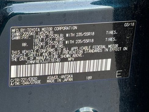 Used 2018 Toyota RAV4 SE image 31