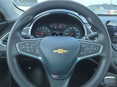 Used 2024 Chevrolet Malibu LT image 22