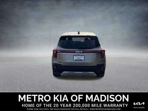 Used 2025 Kia Seltos LX image 5