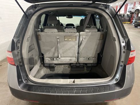 Used 2011 Honda Odyssey EX image 5
