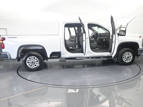 Used 2025 Chevrolet Silverado 2500 LT w/ Convenience Package AWD/4WD image 78