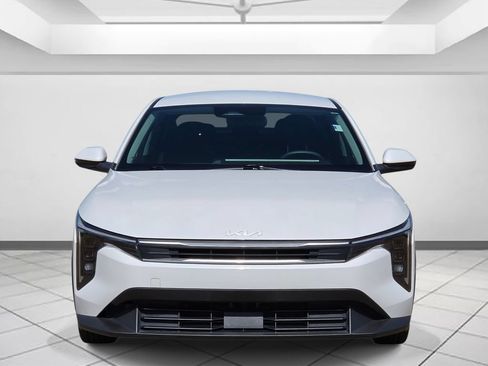 Used 2025 Kia K4 FWD image 2