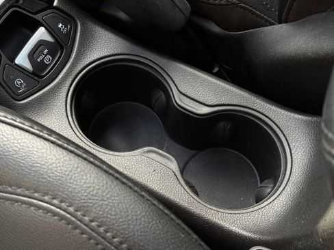 Used 2020 Jeep Compass Altitude image 43