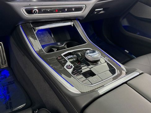 Used 2025 BMW X5 M60i w/ Executive Package image 5