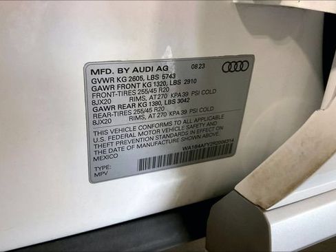 Certified 2024 Audi SQ5 Premium Plus w/ Premium Plus Package AWD/4WD image 35