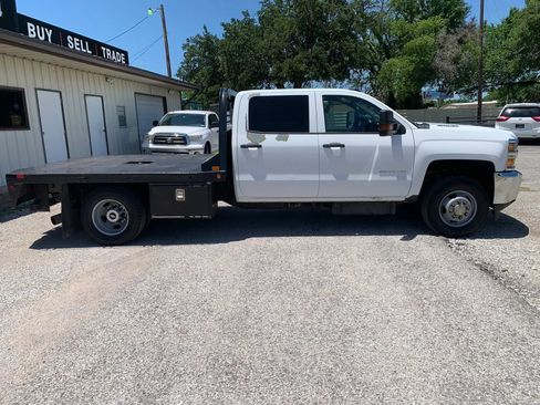 Used 2016 Chevrolet Silverado 3500 W/T w/ WT Convenience Package AWD/4WD image 1