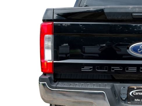 Used 2018 Ford F250 XL w/ STX Appearance Package AWD/4WD image 50