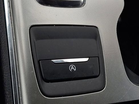 Used 2022 Ford Edge SEL w/ Convenience Package image 23