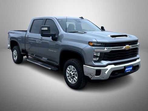Certified 2024 Chevrolet Silverado 2500 LT AWD/4WD image 3