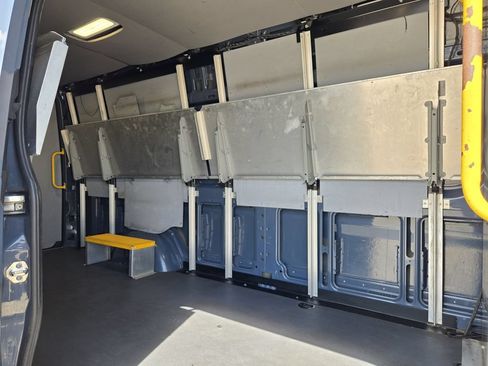 Used 2019 Mercedes-Benz Sprinter 170 image 29