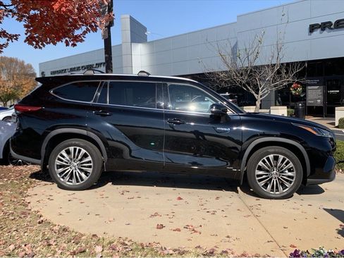 Used 2020 Toyota Highlander Limited Platinum image 36