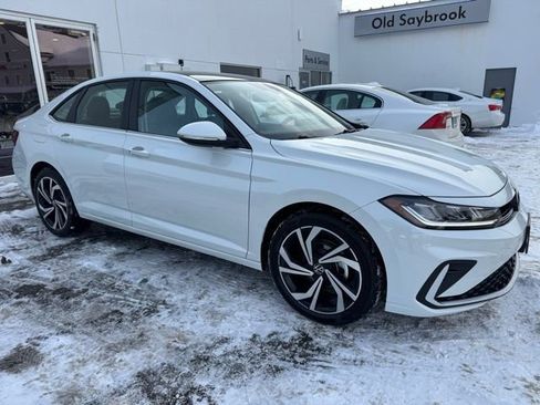 New 2026 Volkswagen Jetta SEL image 3