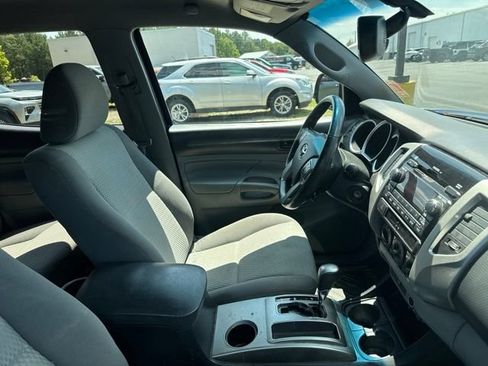 Used 2012 Toyota Tacoma PreRunner w/ SR5 Pkg RWD image 7