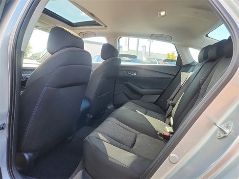 Used 2024 Honda Accord EX image 10