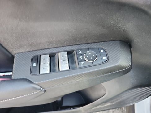 Used 2024 Mitsubishi Outlander SE Black Edition AWD/4WD image 18