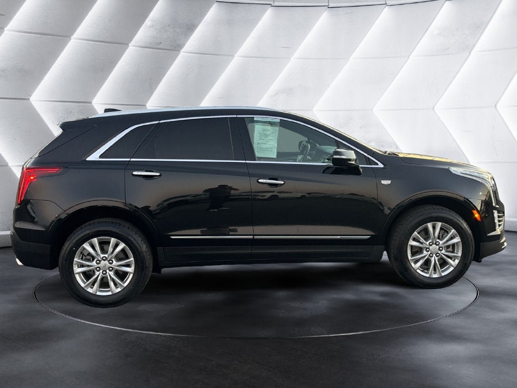 Certified 2024 Cadillac XT5 Luxury FWD image 6