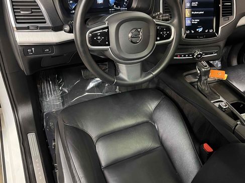 Used 2022 Volvo XC90 T5 Momentum AWD/4WD image 27