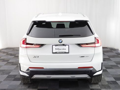 Certified 2023 BMW X1 xDrive28i w/ Convenience Package image 16