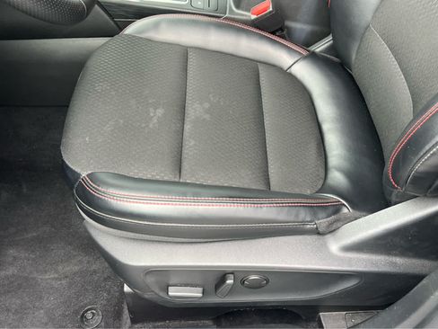 Used 2025 Ford Escape ST-Line Select AWD/4WD image 29