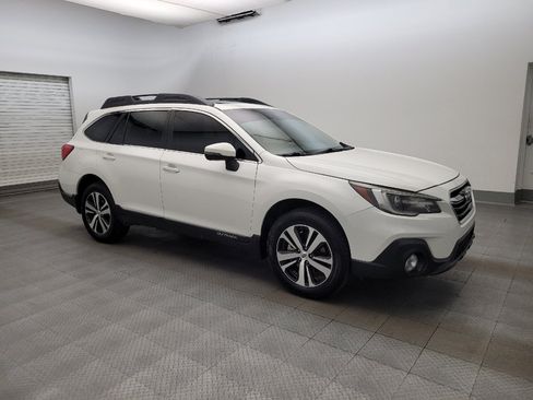 Used 2019 Subaru Outback 3.6R Limited w/ Popular Package #2 AWD/4WD image 11
