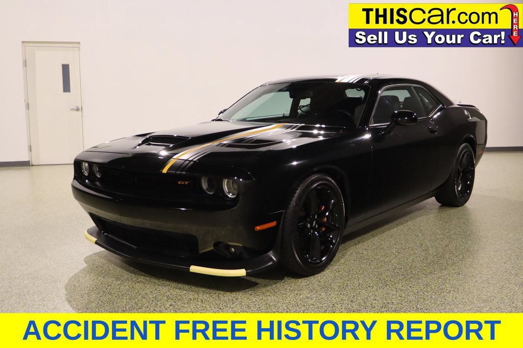 Used 2022 Dodge Challenger GT w/ Plus Package RWD image 5